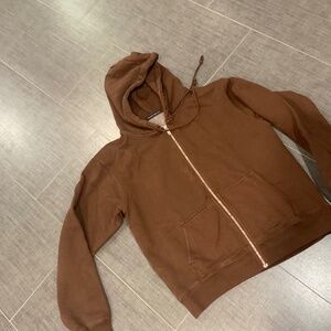 BRANDY MELVILLE ZIP UP HOODIE